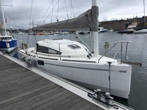 Marion &agrave; quai &agrave; Concarneau